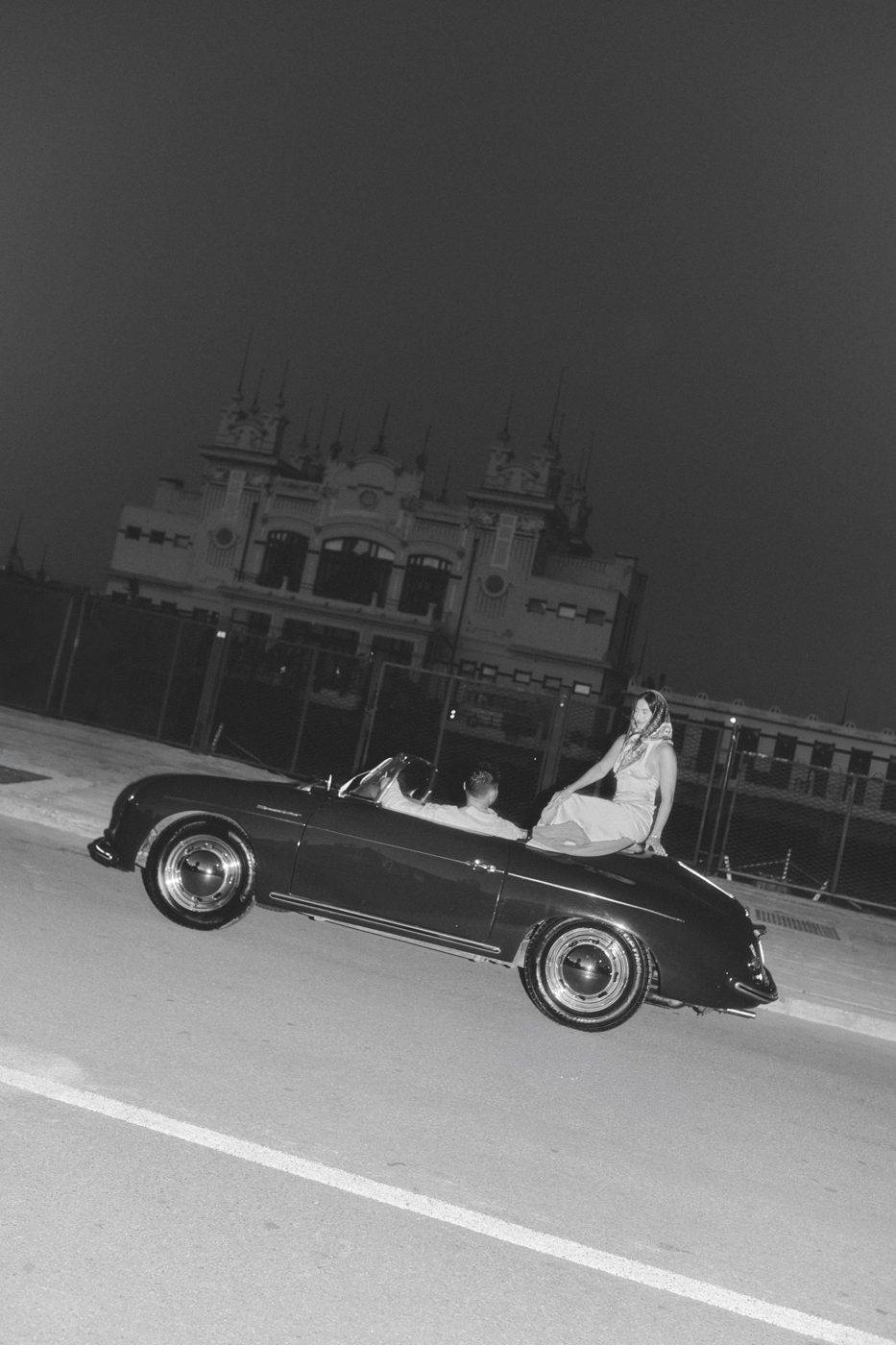 Engagement photo of the couple in Palermo, 19